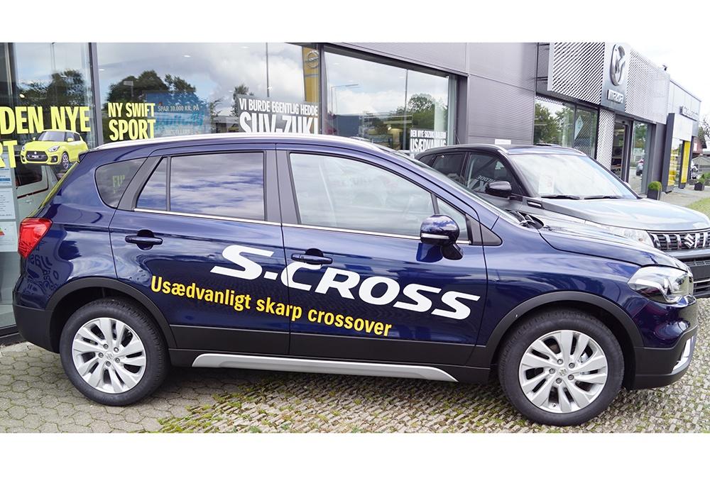 S Cross side e