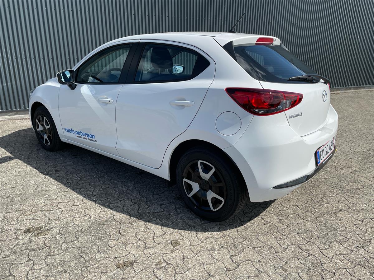 Mazda 2