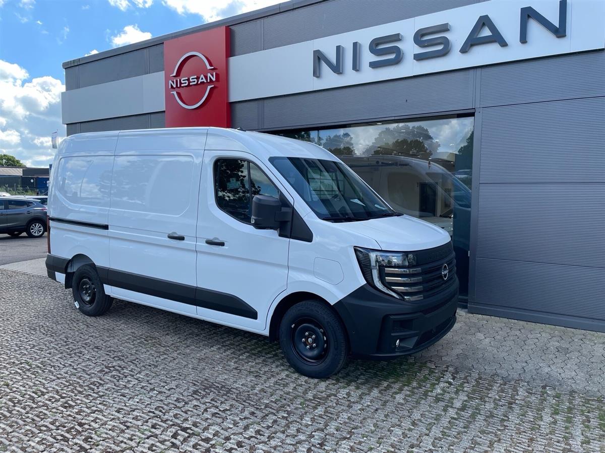 Nissan Interstar