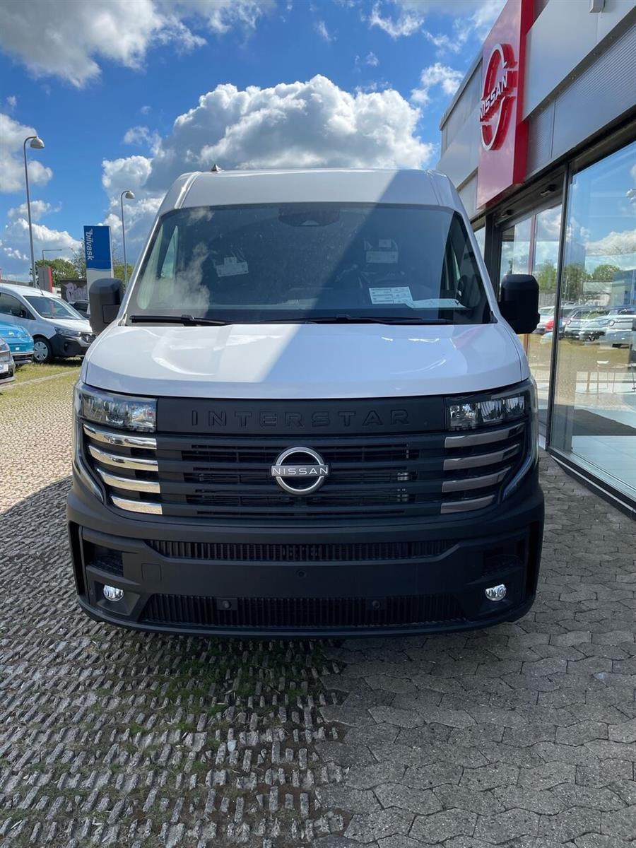 Nissan Interstar