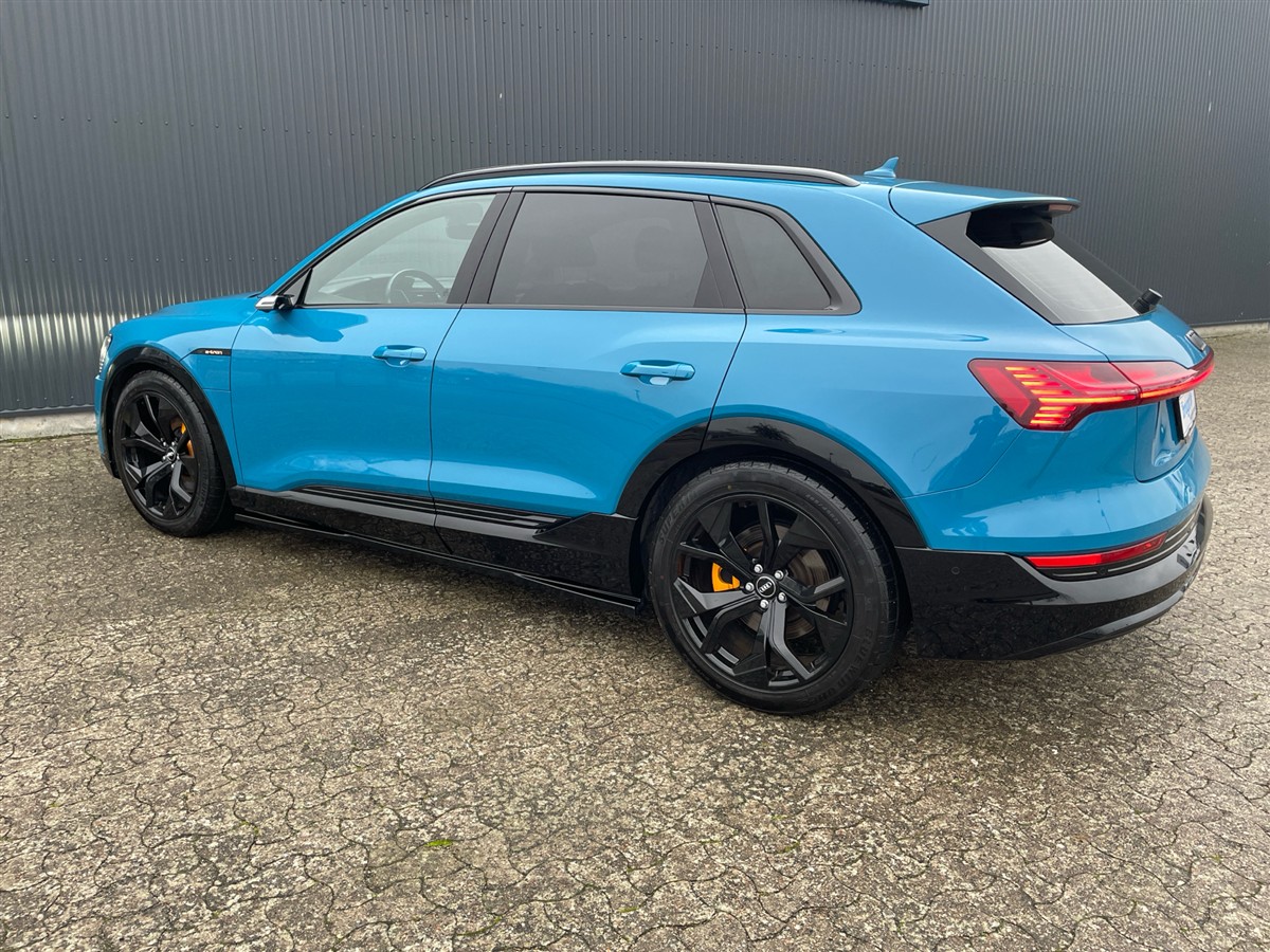 Audi E-tron