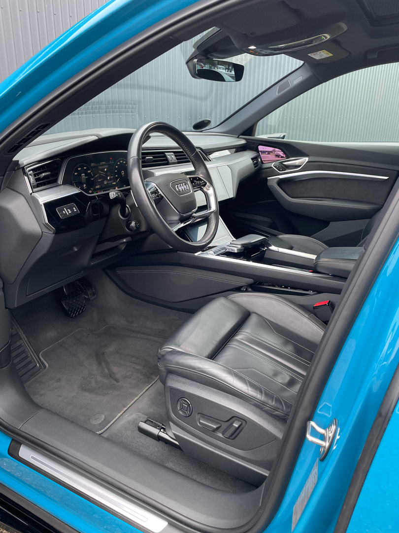Audi E-tron