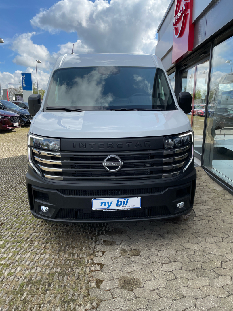 Nissan Interstar