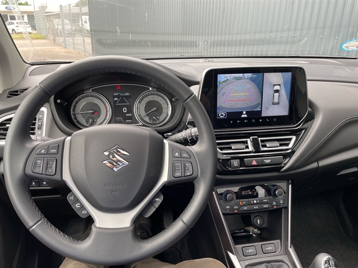 Suzuki S-Cross