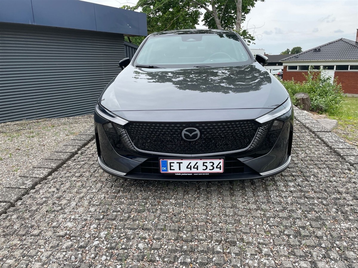 Mazda 6e