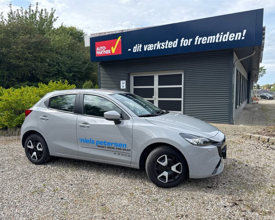 Mazda 2